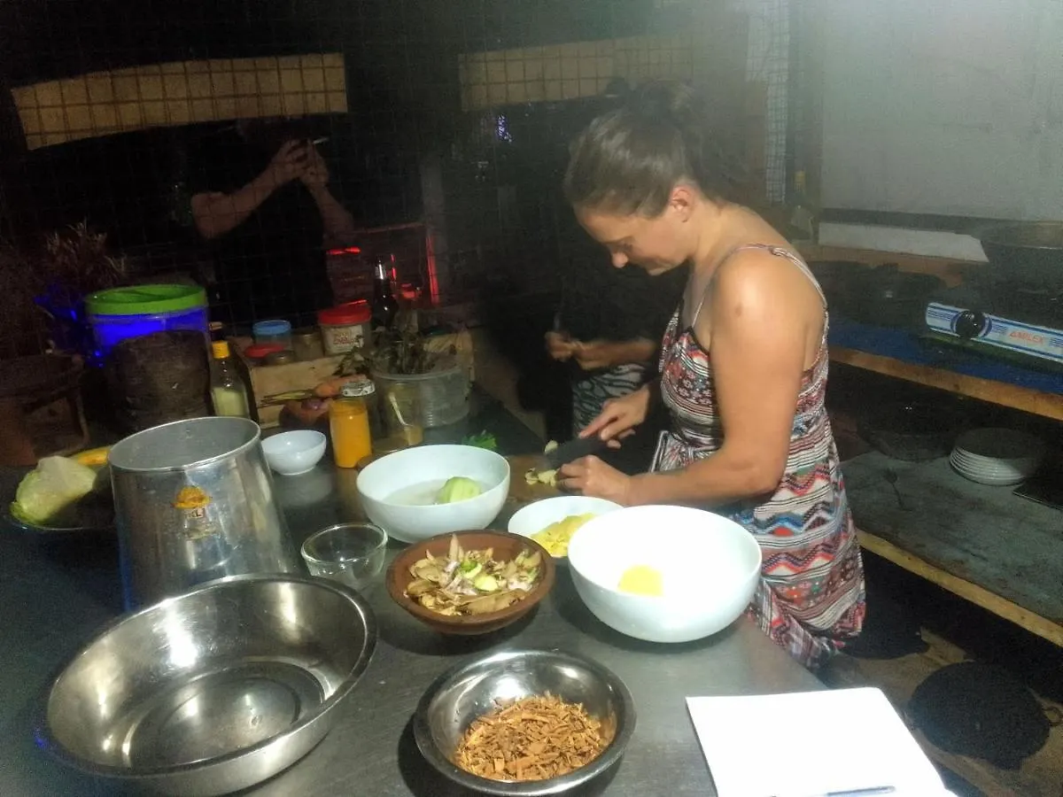 Sigiriya Village Home Stay & Private Room Hostel