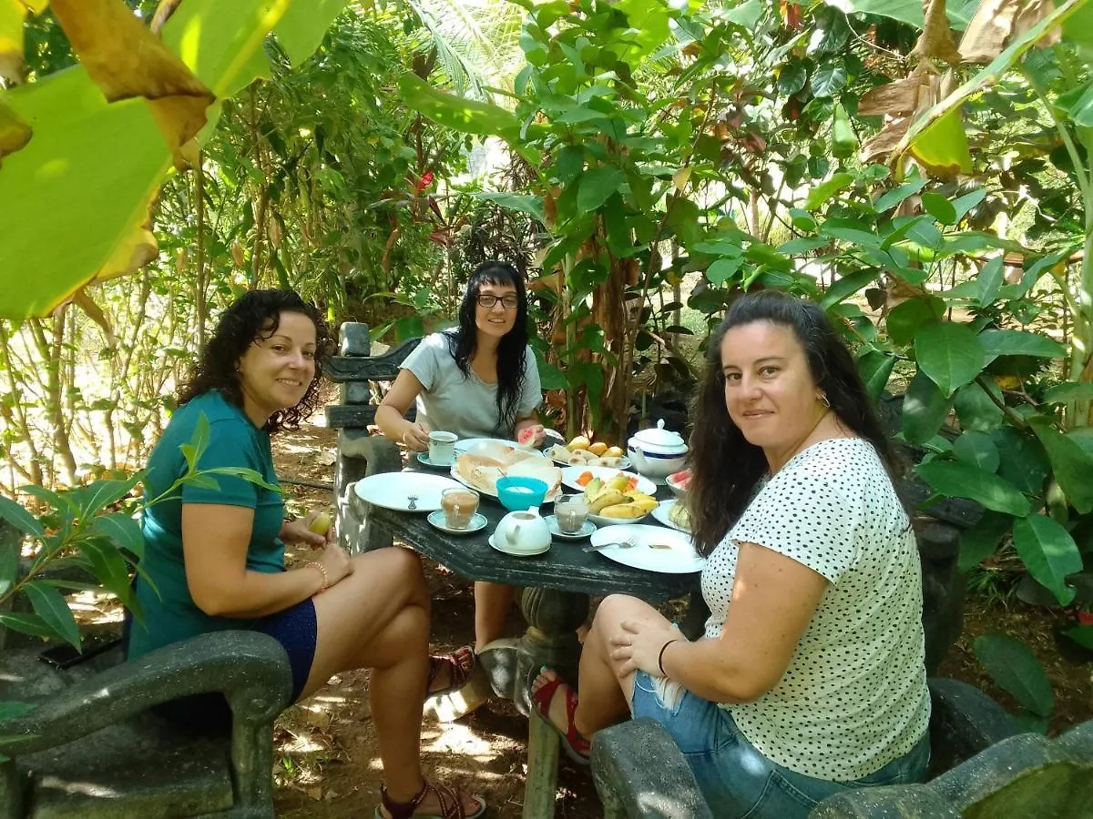 Sigiriya Village Home Stay & Private Room